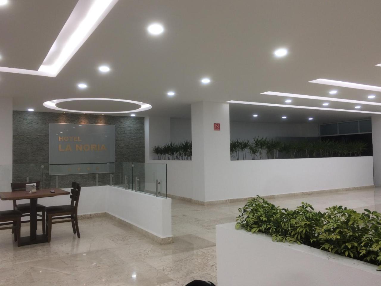 Hotel La Noria 푸에블라 외부 사진